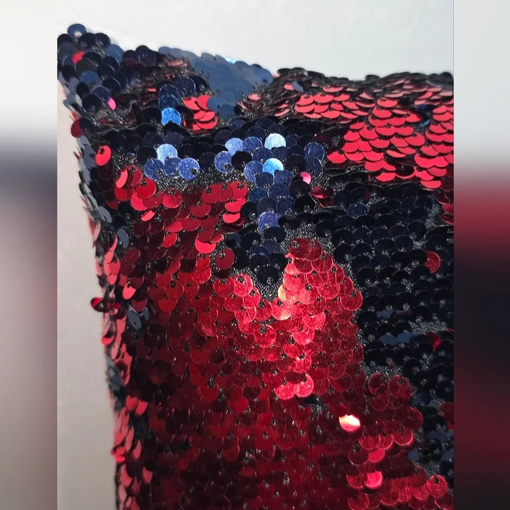 Reversible Color Change Sequin Throw Two-Tone Red and Navy